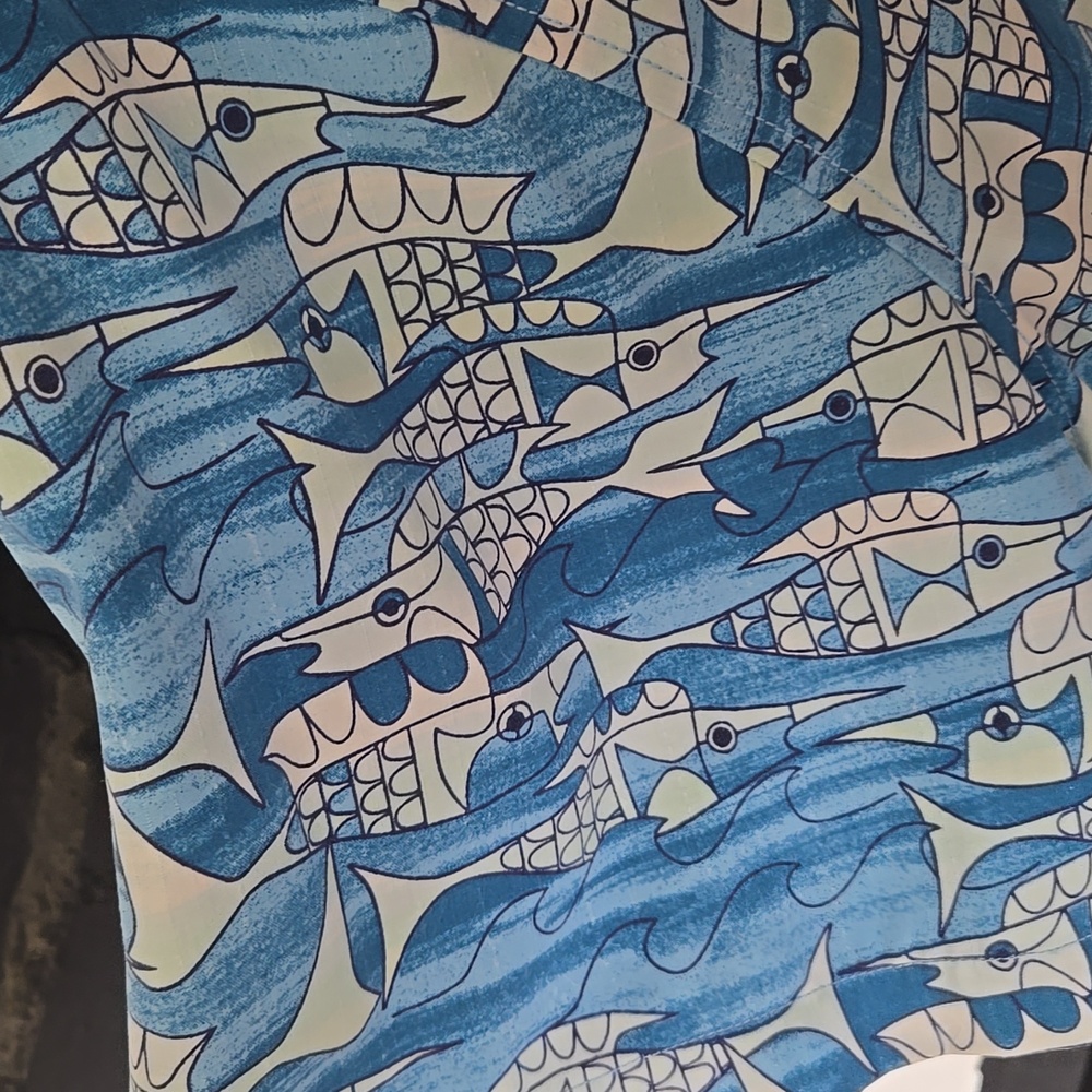 Tommy Bahama Tropical Fish Short Sleeve Shirt - Picture 2 of 12